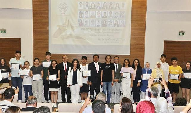 izmir&#039;in LGS Şampiyonları