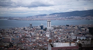 İzmir, Uluslararası Avrupa Demokrasi Başkenti Şehirler Ağı'na Katıldı