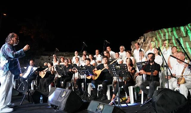 Kaleiçi&#039;nde Türk Halk Müziği esintisi