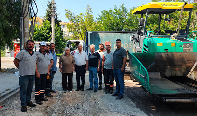 Karabağlar&#039;da asfaltlama çalışmaları sıcak dinlemiyor