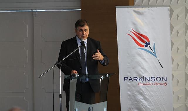 Karşıyaka Belediyesi&#039;nin kursları hayata bağlıyor