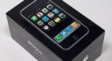 Kutusu açılmayan 2007 model ilk iPhone, rekor fiyata satıldı!