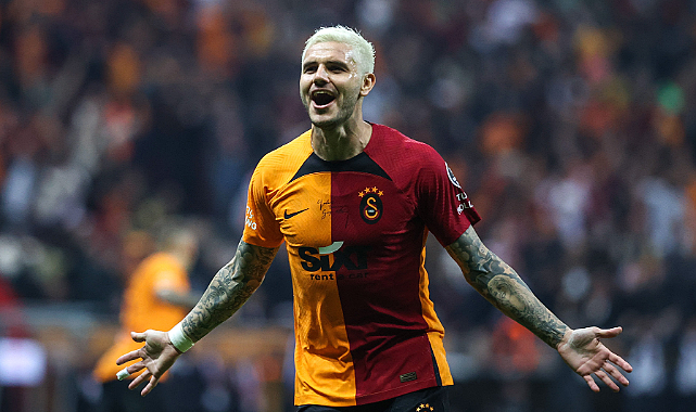 Mauro Icardi ve ailesi İstanbul&#039;a gelmek üzere yola çıktı