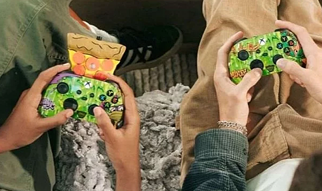 Microsoft&#039;tan pizza kokulu Xbox oyun kumandası