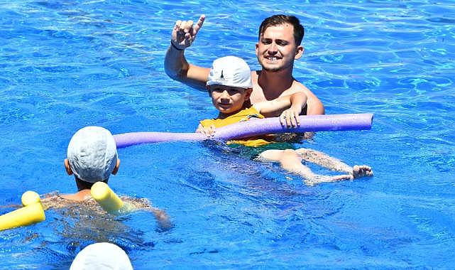 Portatif havuzlar bu yaz da İzmirli çocukları sevindirecek