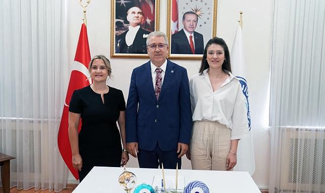 Sosyal bilimcilerden &quot;sandviç kuşağına&quot; yönelik önemli araştırma