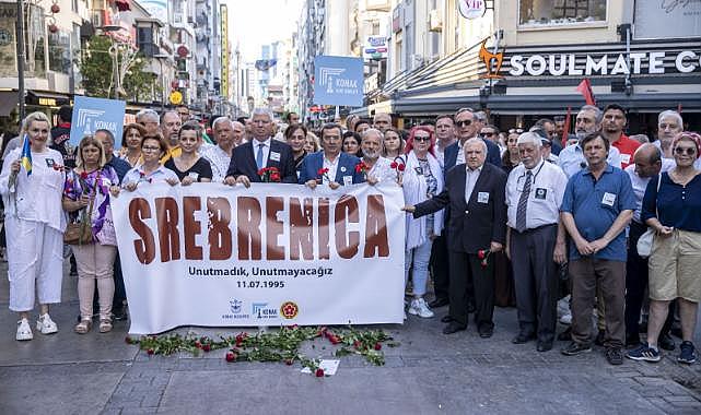 Srebrenitsa Kurbanlarına Konak&#039;ta Hüzünlü Anma