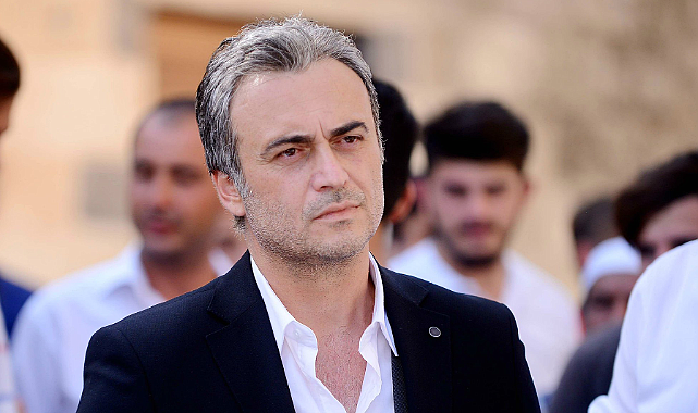 Ünlü şarkıcı Kutsi&#039;ye icra şoku!