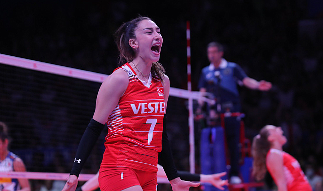 Voleybolcu Hande Baladın&#039;a asitli tehdit!