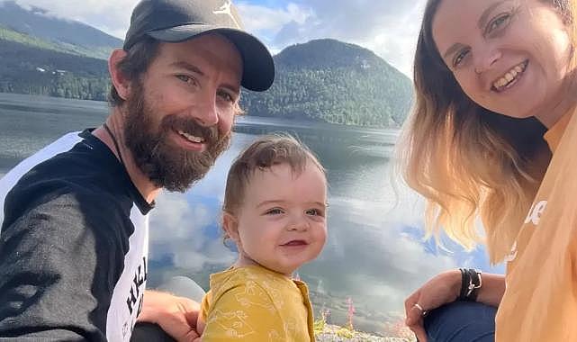 11 aylık bebek 23 ülke gezerek rekor kırdı