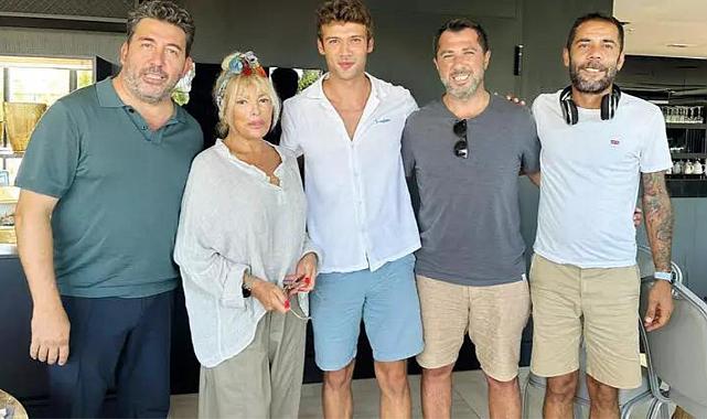 Ajda Pekkan, Dönence ekibine sürpriz ziyaret