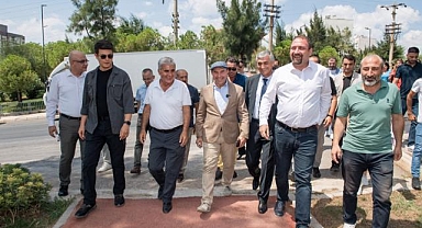 Başkan Soyer Çiğli'de çevre düzenleme çalışmalarını inceledi