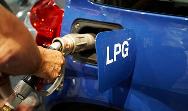 Benzin ve motorinden sonra bir zam da otogaza