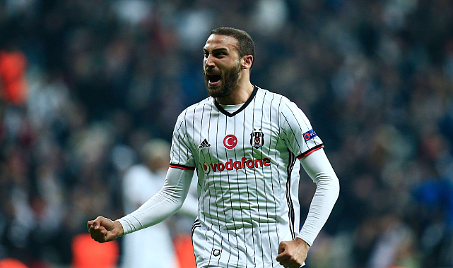 Beşiktaş&#039;ta Cenk Tosun müjdesi!