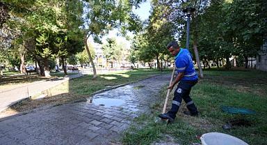 Buca'nın nefes alanları vandalların hedefinde