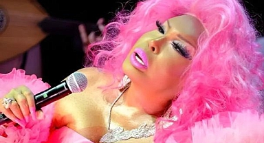 Bülent Ersoy da Barbie akımına uydu