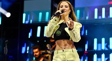 Büyük Zaferin 101. Yılı Menderes'te Coşkuyla Kutlandı