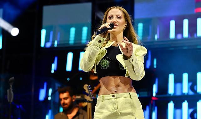 Büyük Zaferin 101. Yılı Menderes&#039;te Coşkuyla Kutlandı