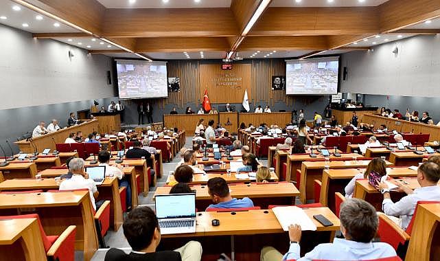 Büyükşehir Meclisi&#039;nden Başkan Soyer&#039;e yetki
