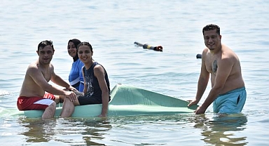 Deniz aşkı engel tanımıyor