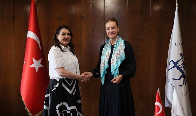 Deü, iş dünyasının başarılı kadınlarını konuk etti