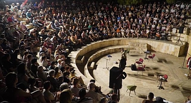 Efes Tiyatro Festivali'nde perde "Matruşka" ile kapandı