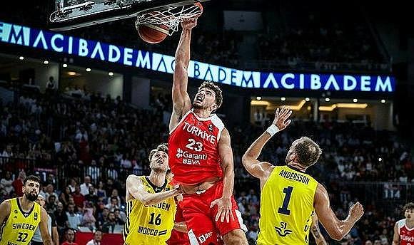 FIBA Olimpiyat Ön Eleme Turnuvası&#039;nda finaldeyiz