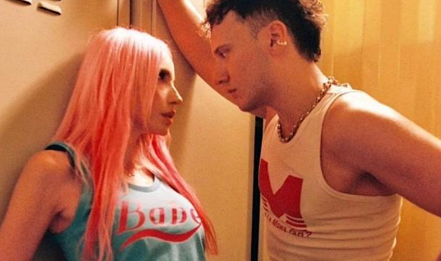 Gülşen ve Edis düet yaptı! Klipte Serdar Ortaç göndermesi