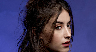 Hazal Kaya'dan Disney Plus yanıtı!