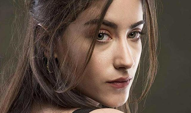Hazal Kaya sitem etti: Kadınlara şunu demeyin!