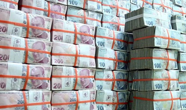 Hazine 14,8 milyar TL borçlandı