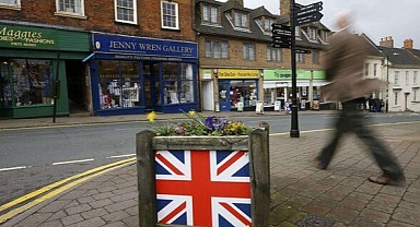 İngiltere'de ücretlerde rekor artış