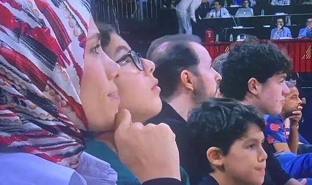 Instagram&#039;dan istifasını duyurmuştu: Aylar sonra ortaya çıktı!