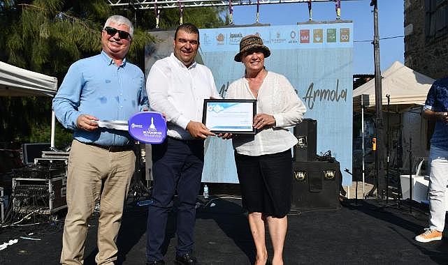 İzmir Büyükşehir Belediyesi Seferihisar&#039;a otobüs hibe etti