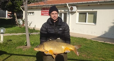 İzmir Sularına 5 Milyon Yavru Sazan