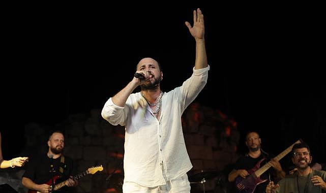 Kaleiçi sohbete ve müziğe doydu