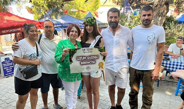 Karaburun&#039;un salkım salkım büyüyen şenliği