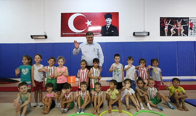 Karşıyaka&#039;da geleceğin jimnastikçileri yetişiyor