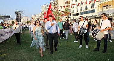 Karşıyaka’nın renkleri 92. İEF’ye taşınacak