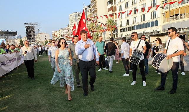 Karşıyaka’nın renkleri 92. İEF’ye taşınacak