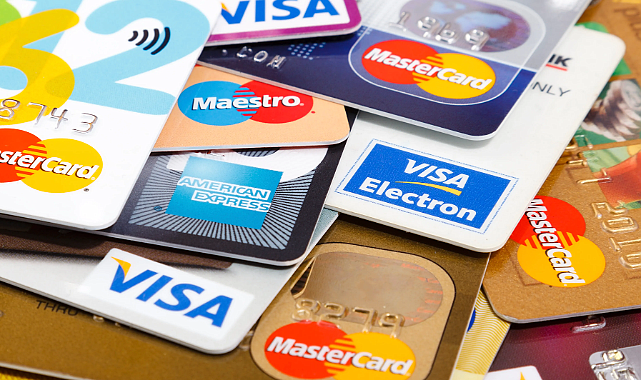 Kredi kartı sayısı 108 milyona ulaştı: Boyu Everest&#039;i aştı