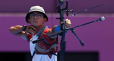 Mete Gazoz, Dünya Okçuluk Şampiyonası'nda çeyrek finale yükseldi