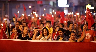 Narlıdere büyük zaferi coşkuyla kutladı