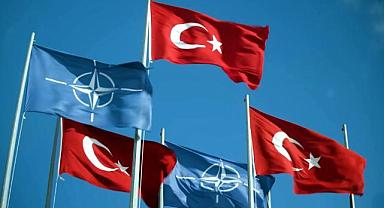 NATO'nun 30 Ağustos'u kutlaması Atina'yı kızdırdı