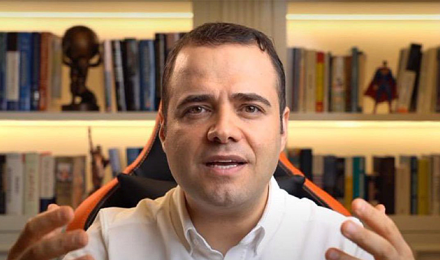 Özgür Demirtaş&#039;tan &quot;Hiç Çeşme&#039;ye gitmemiş&quot; diyen Buket Aydın&#039;a yanıt!