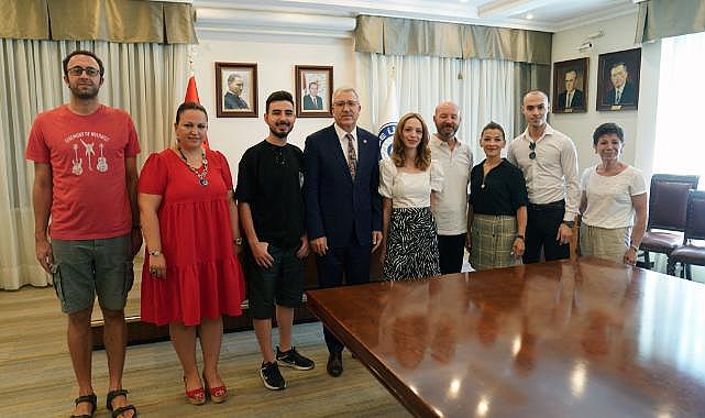 Rektör Budak, ‘Zafer Yürüyüşü’ne katılan Egeli Ekibi ağırladı