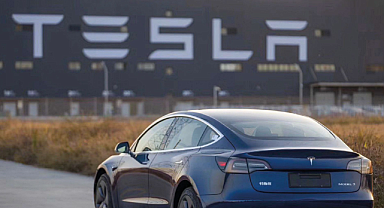 Tesla'nın başı dertte! 280 bin araç için soruşturma başlatıldı