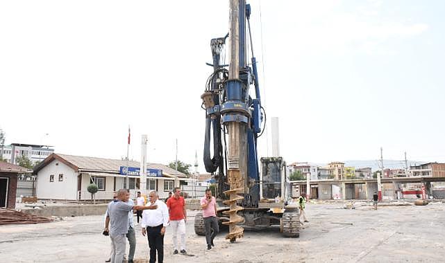 Torbalı&#039;da Kent meydanı projesi start aldı