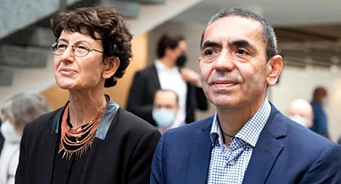 Uğur Şahin'den kanser aşısı ile ilgili açıklama! Tarih verdi!