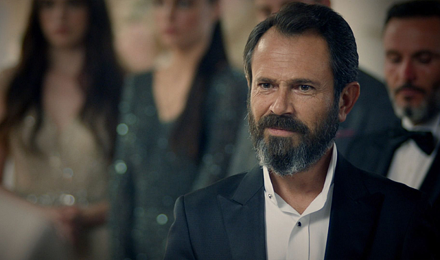 Ünlü oyuncu Olgun Şimşek trafik kazası geçirdi!